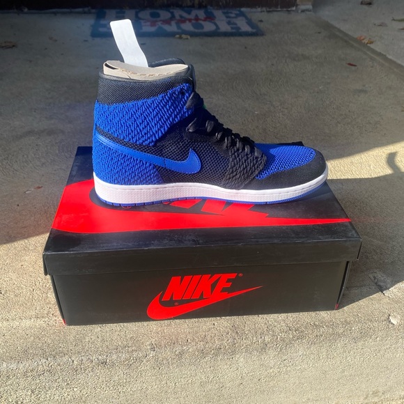 Air Jordan 1 Hyper ROYAL Flyknit 1 main image 2